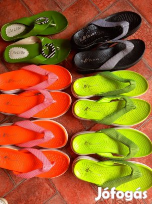Különböző színű és méretű új női lábújas papucs