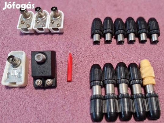 Különböző típusú antenna csatlakozó szett