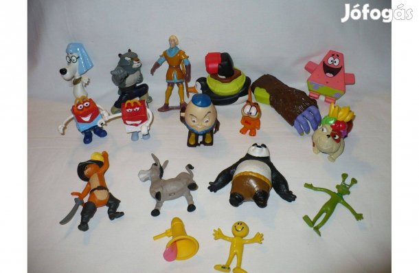 Különféle játékfigurák