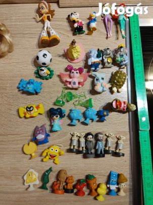 Különféle műanyag játék figurák 800Ft/db -tól