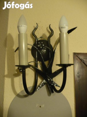 Különleges 3 db kovácsoltvas falikar