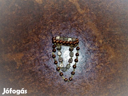 Különleges, antik (bizsu) bross