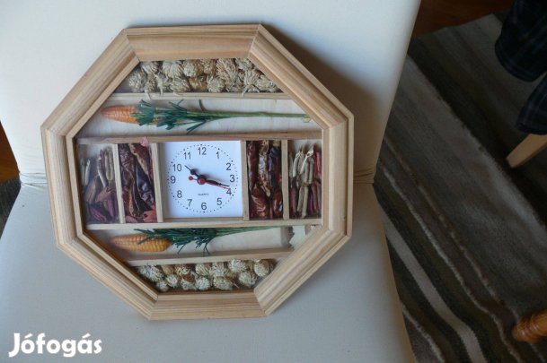 Különleges díszítésű új falióra