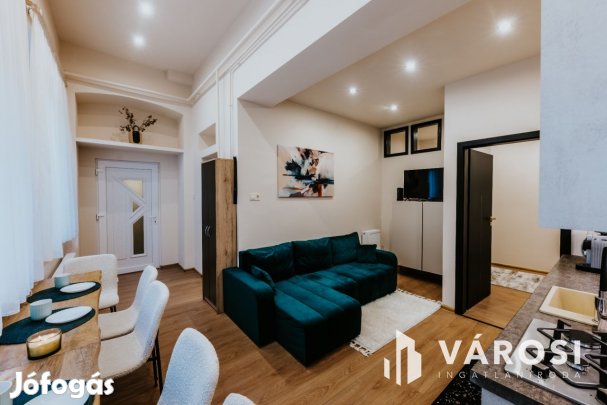 Különleges,értékes,extra "Mini Hotel" eladó.