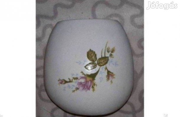 Különleges formájú porcelán váza