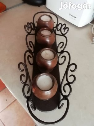 Különleges kovácsoltvas mécsestartó (adventi gyertyatartó is lehet)