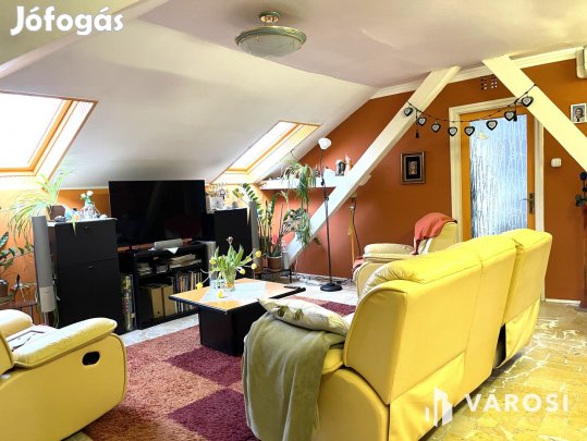 Különleges lakás a belváros szívében