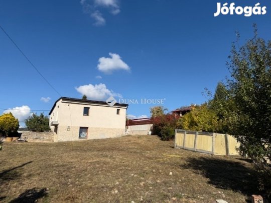 Különleges otthon és kivételes befektetés Pécs-Mecsekoldalon!