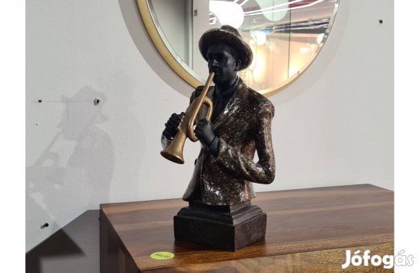Különleges trombitás zenész szobor 37 cm