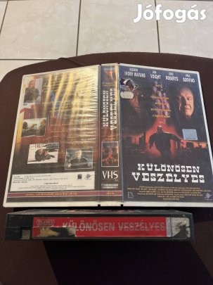 Különösen veszélyes akció vhs 