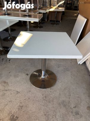 Kültéri asztal 80x80