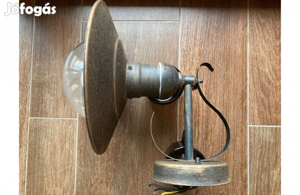 Kültéri falilámpa