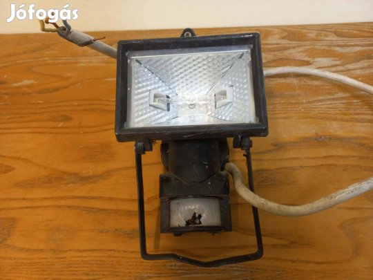 Kültéri mozgásérzékelős reflektor / Fényvető