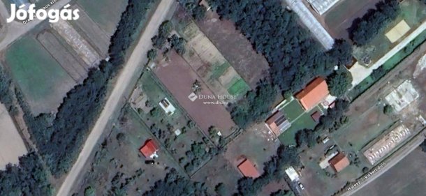 Külterületi telek kész építésitervekkel