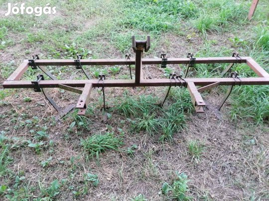 Kultiváltor eladó (hiányos)