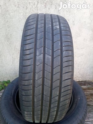 Kumho Ecsta HS51 215/55 R18 95H Nyári gumi