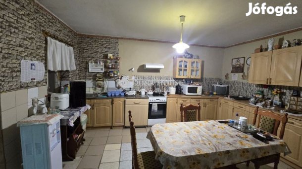 Kunbajai eladó 102 nm-es ház