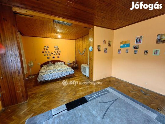 Kunhegyesi eladó 77 nm-es ház
