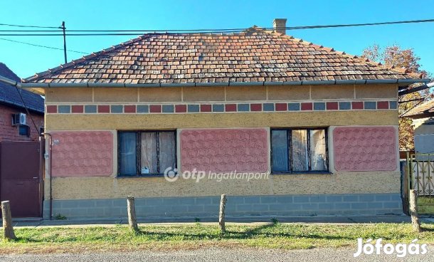 Kunszentmártoni eladó 103 nm-es ház