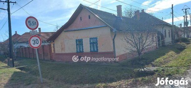 Kunszentmártoni eladó 63 nm-es ház