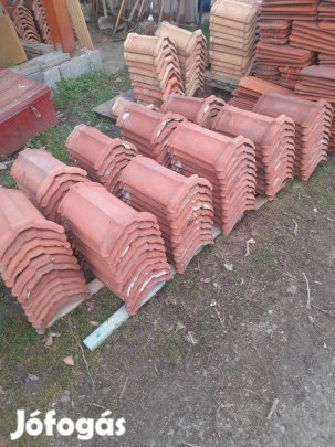 Kupcserép 100db kitűnő állapotban elado.Szállitás megoldhato 