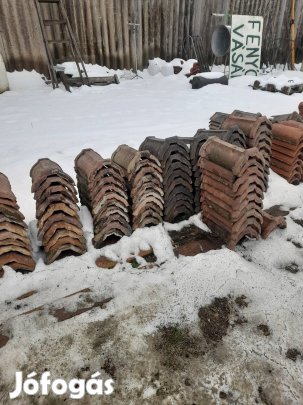 Kupcserép 110db elado.Szállitás megoldhato.