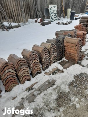 Kupcserép 110db elado.Szállitás megoldhato.