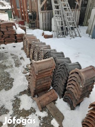 Kupcserép 110db elado.Szállitás megoldhato.