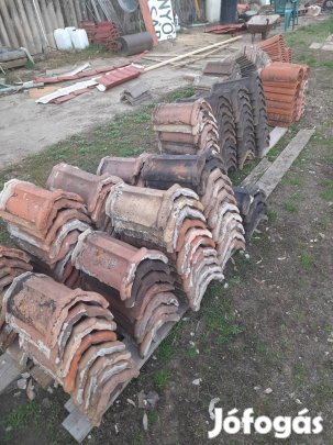 Kupcserép 125db elado.Szállitás megoldhato.