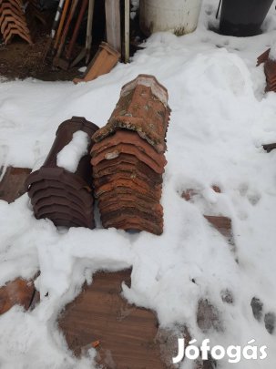 Kupcserép 14db elado.Szállitás megoldhato.