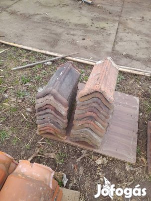 Kupcserép 22db elado.Szállitás megoldhato.