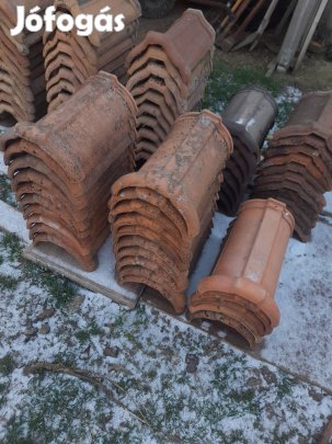 Kupcserép 24db kitűnő állapotban elado.Szállitás megoldhato.