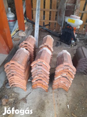 Kupcserép 50db elado.Szállitás megoldhato.