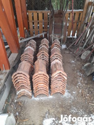 Kupcserép 90db kitűnő állapotban elado.Szállitás megoldhato.