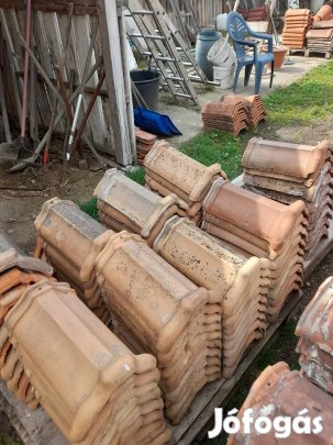 Kupcserép tatai 80db elado.Szállitás megoldhato.