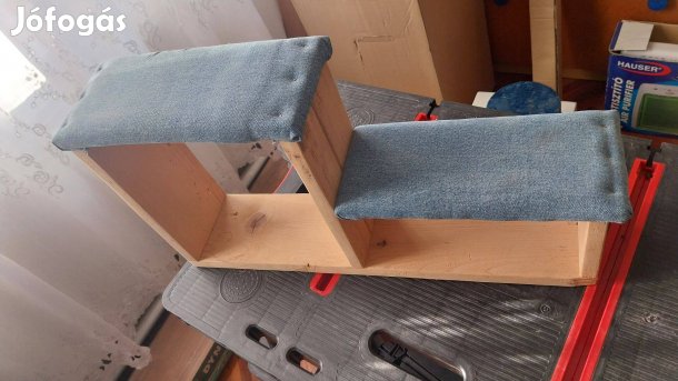 Kutya / cica lépcső