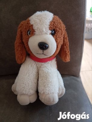 Kutya plüss csillogó szemmel