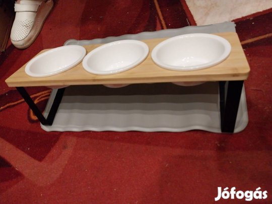 Kutyaetető, macskaetető készlet