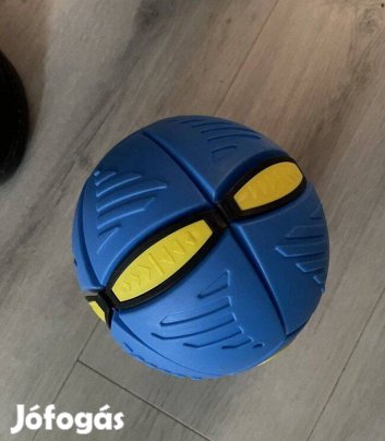 Kutyajatek, labda, repülő labda