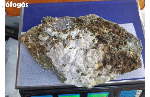 Kvarc-pirit ásvány (20.000,-Ft -40%) eladó