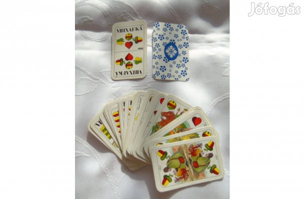 Kvíz Kisméretű Magyar Kártya kék virágos hátlappal