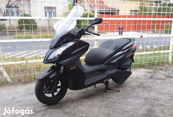 Kymco Downtown 125-300 alkatrészek