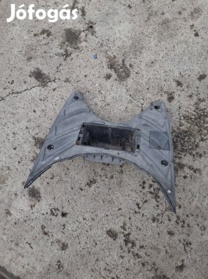 Kymco People Gti taposó