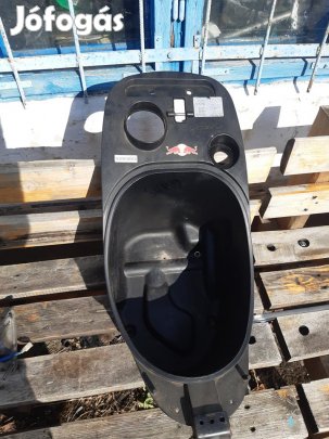 Kymco Super 9 sisaktartó