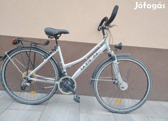 LA Strada 28"-os , tárcsafékes, agydinamós, teleszkópos, aluvázas, női