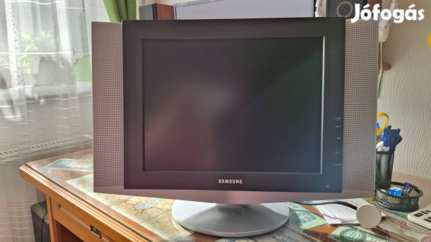LCD TV + számítógépmonitor egy készülékben Szentendrén