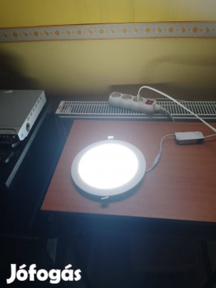 LED mennyezeti lámpa eladó