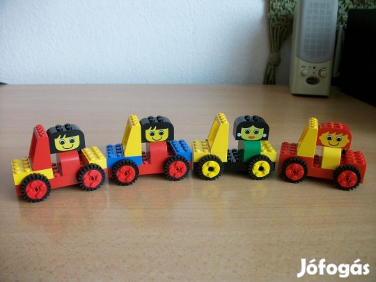 LEGO 4212 készlet autói