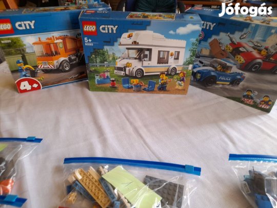 LEGO 60242, LEGO 60283 LEGO 60220 szett 3 darab egyben
