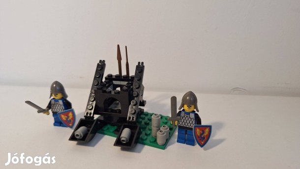 LEGO Castle 1491 dual arms launcher